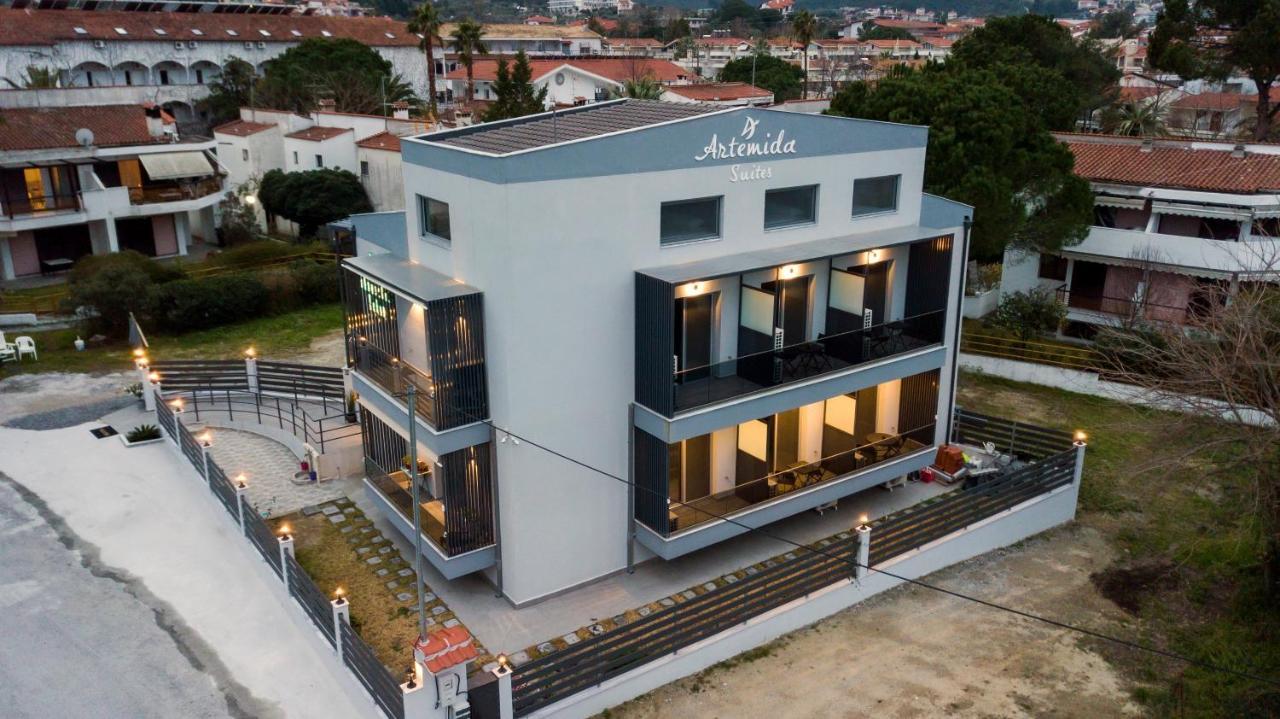 Artemida Suites Hanioti Exterior foto