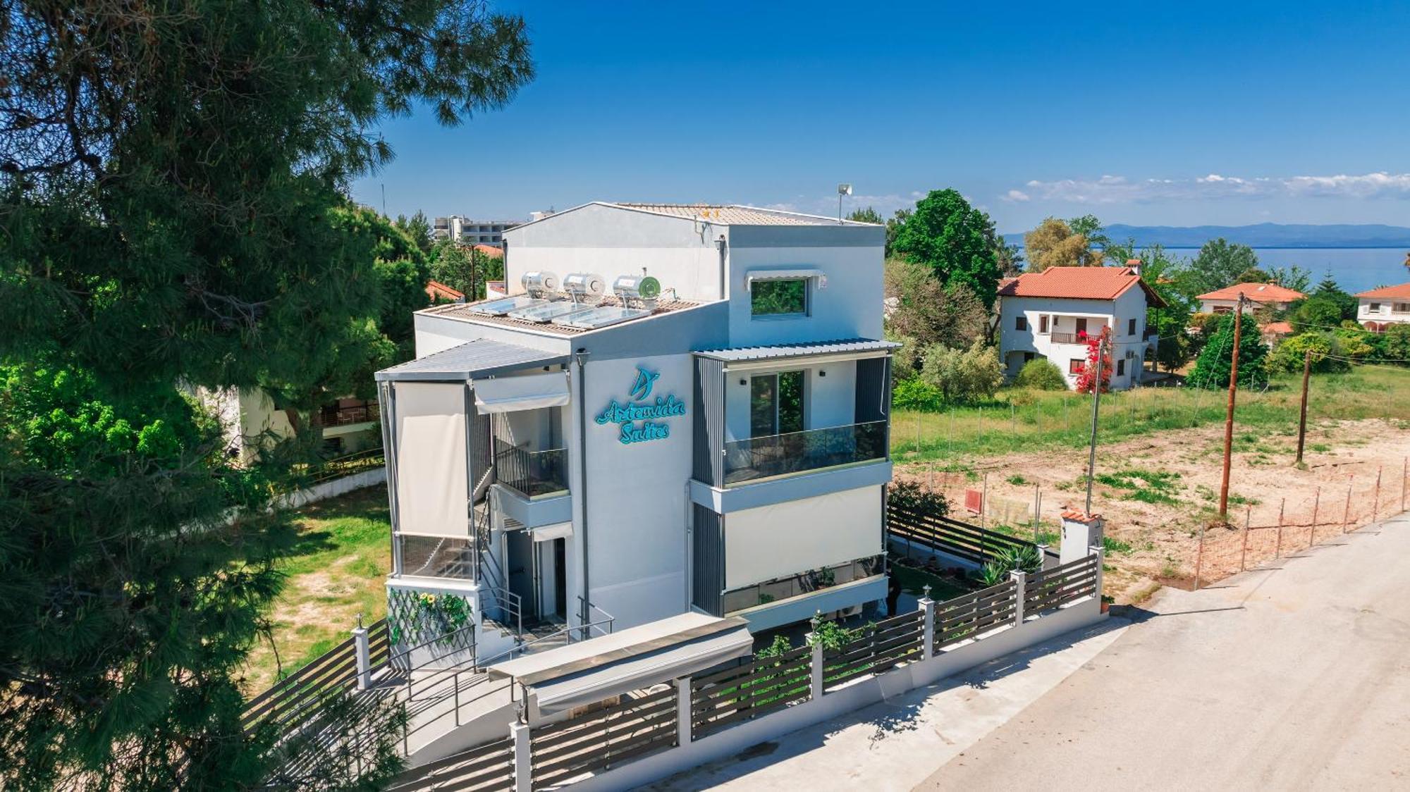 Artemida Suites Hanioti Exterior foto